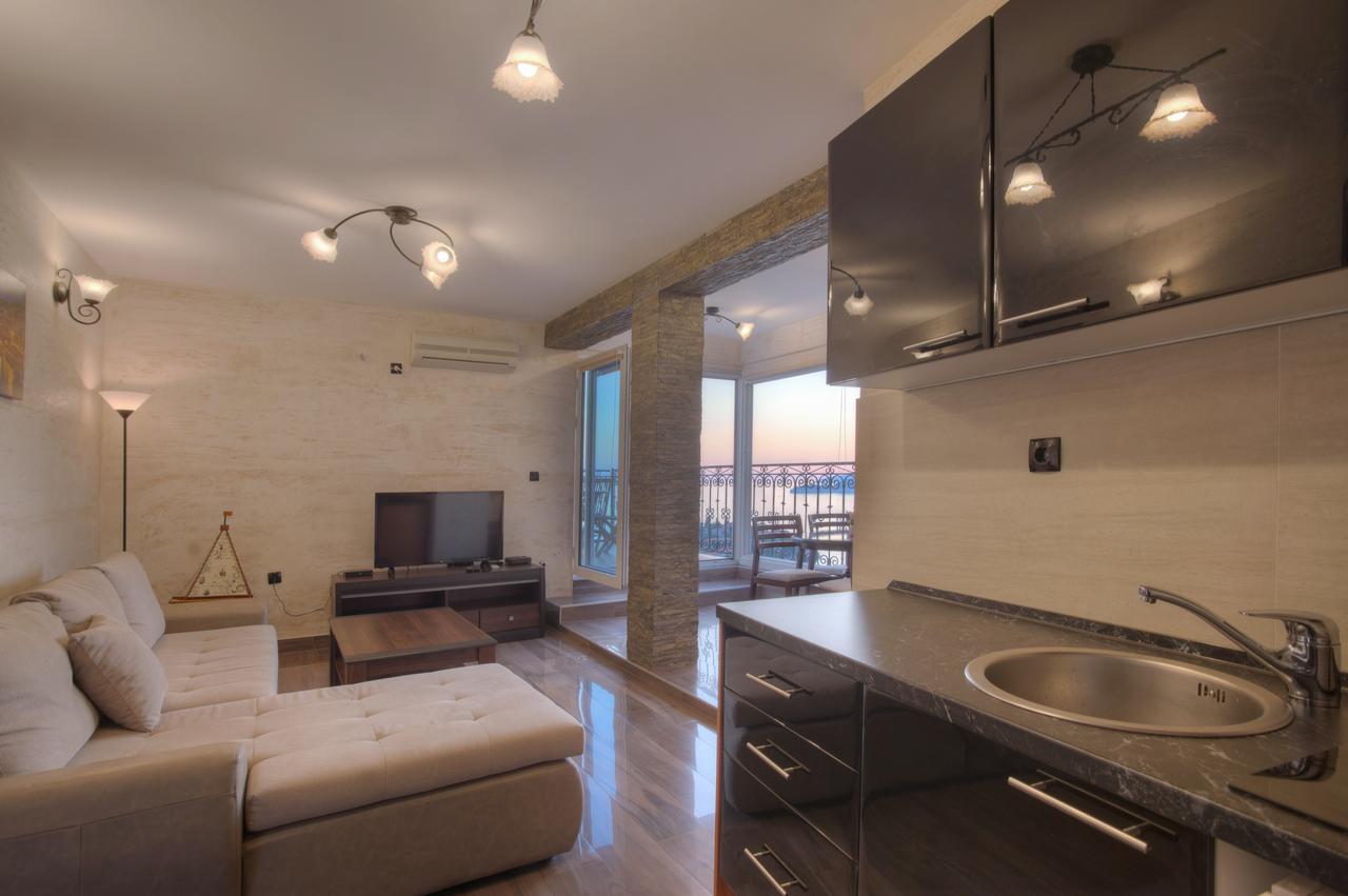 Apartment Dzaleta Sveti Stefan Exterior photo